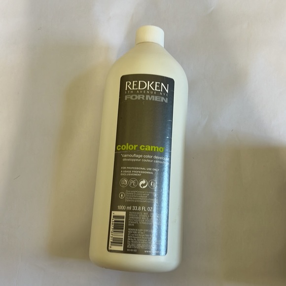 Redken! Color Camo 10 min camouflage color developer! - Picture 3 of 6